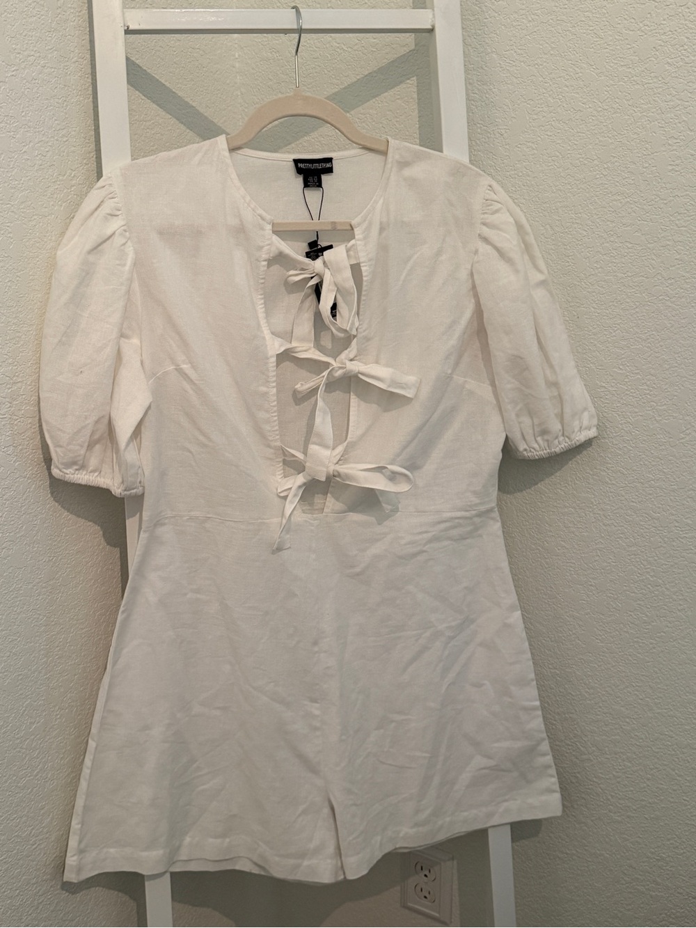 PrettyLittleThing Cream Tie-Front Mini Dress